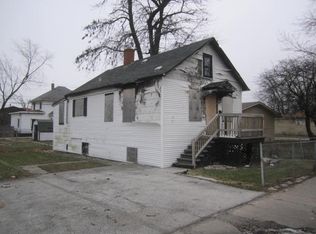 14743 Wood St, Harvey, IL 60426