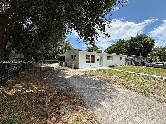 2nd image of 1251 NE 208th Ter