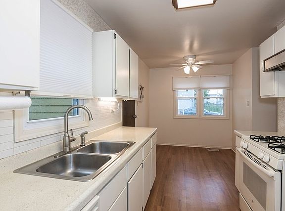 3rd image of 2142 Almond Ln #2142