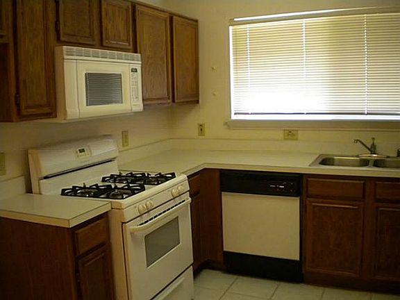 3rd image of 1330 San Miguel Dr