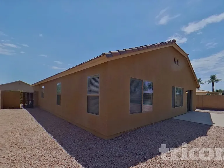 43714 W Cale Dr — Photo 15