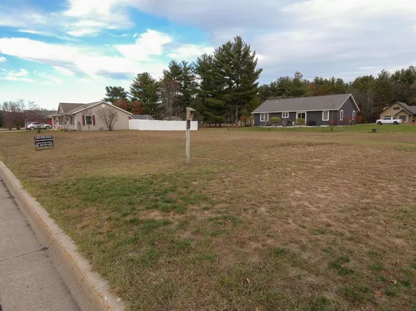 122 Pine Circle Dr, Boscobel, WI 53805