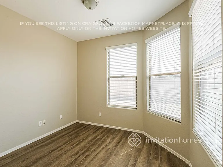 6826 S 30th Ln — Photo 10