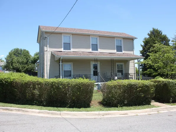 1724 Monsview Pl, Lynchburg, VA 24504