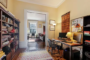 Rented by AAU Real Estate Advisors