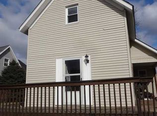 221 N 12th St, Elwood, IN 46036