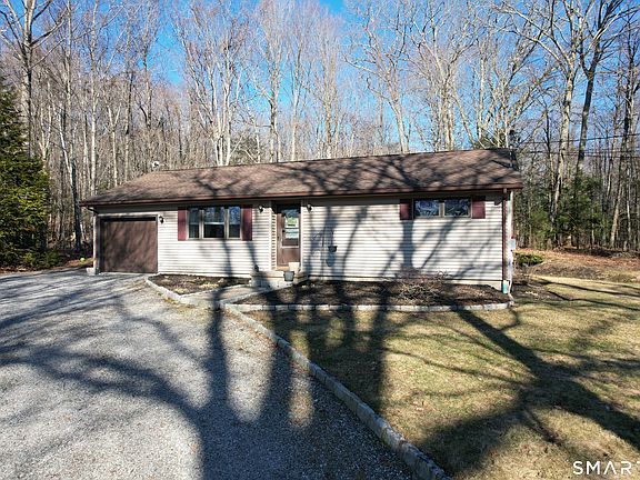 5th image of 621 Wynne Road