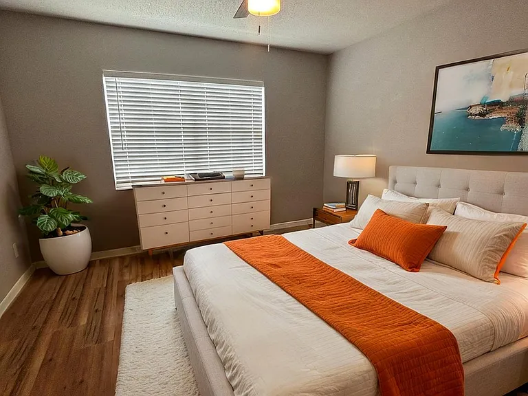 1000 S Semoran Blvd #103 — Photo 14