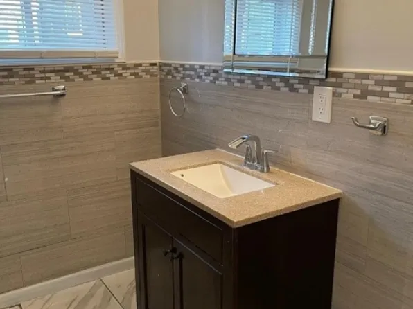 61 Lexington Ave, Jersey City, NJ 07304