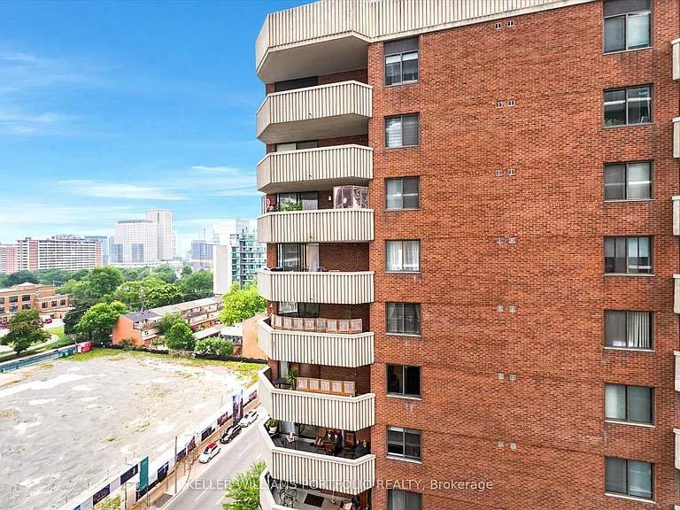 159 Dundas St E #1005 — Photo 27