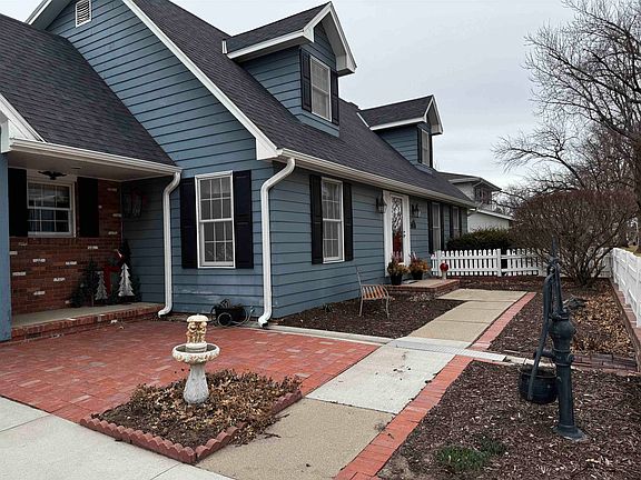 2nd image of 1233 Heritage Dr