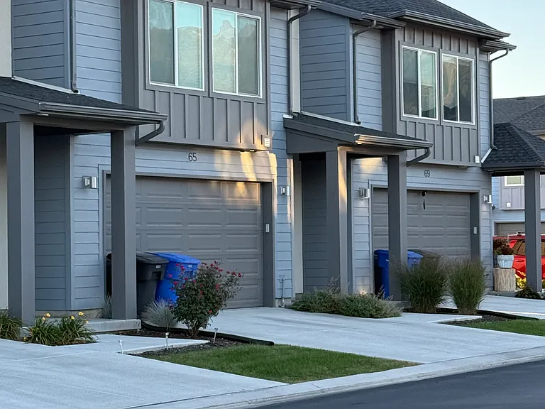 49 N Viola Dr #49 — Photo 1