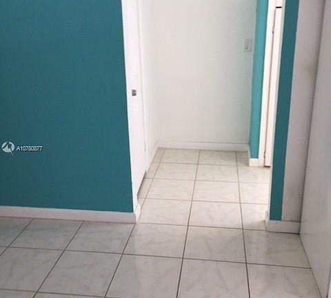 3rd image of 845 Michigan Ave APT 11