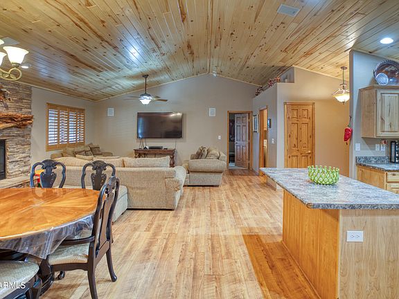 5th image of 2929 PINE RIM Road
