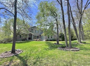 W2518 Blackberry Dr, Mount Calvary, WI 53057