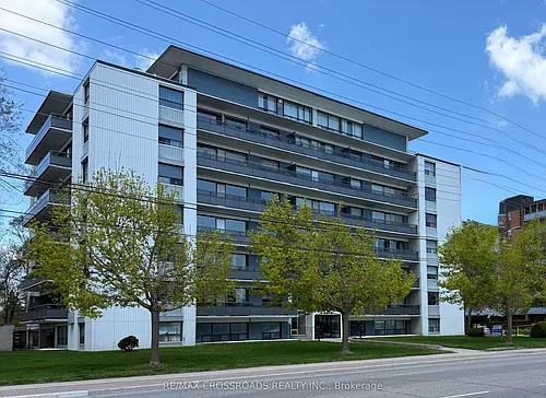 363 Lakeshore Rd E #610 Photo 1