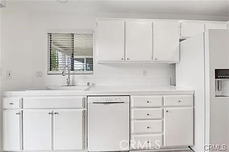 5th image of 44 Corniche Dr Unit A