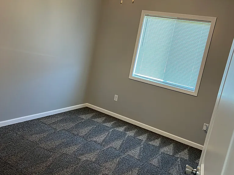 327 Josh Ave #3 — Photo 4