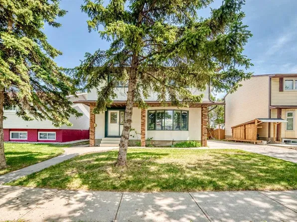 4308 W 55th St NE, Calgary, AB T1Y 4B7