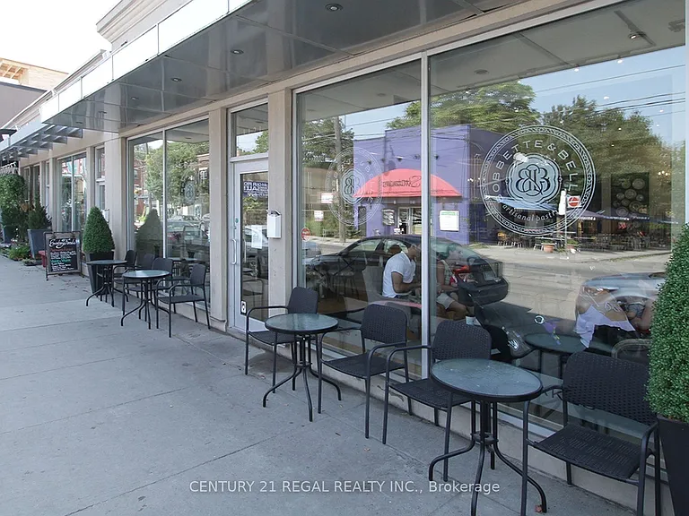 1117 Queen St E #LOWER — Photo 3