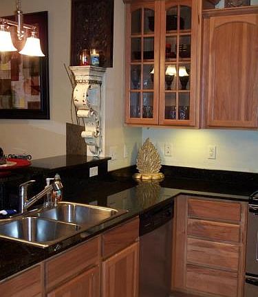 4th image of 700 Gladstone Dr APT 101