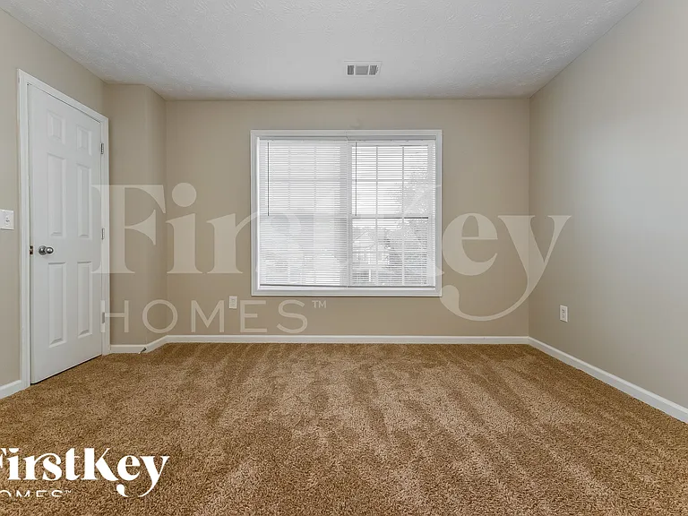 54 Windcrest Dr — Photo 16