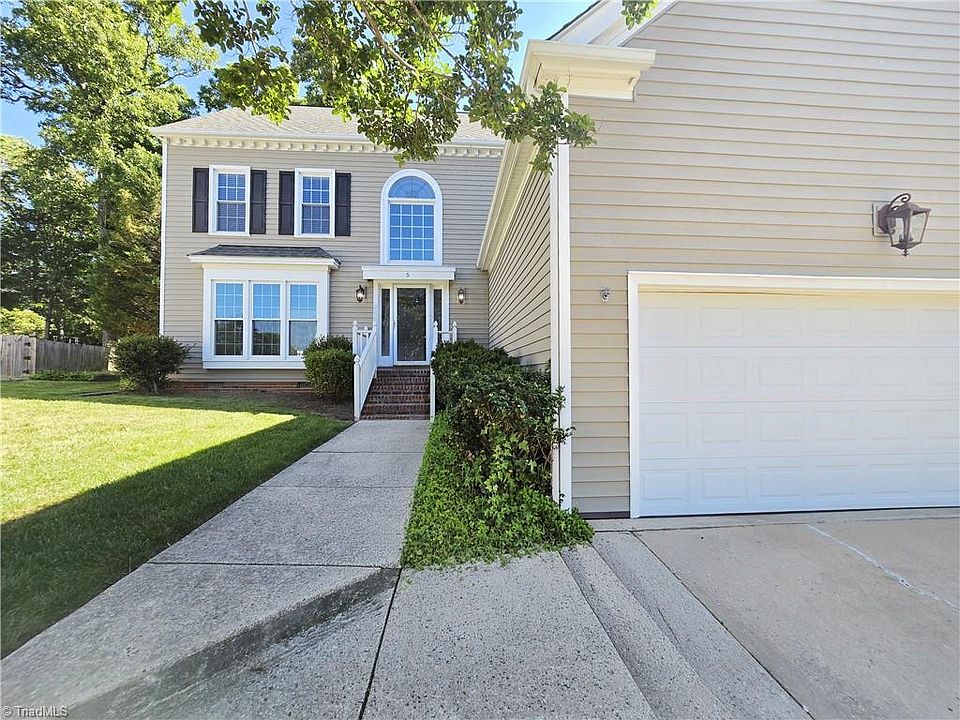 1st image of 5 Killington Pl