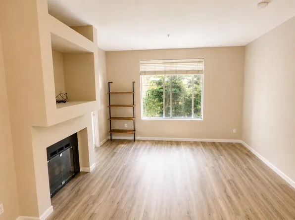 320 Caldecott Ln Unit 108, Oakland, CA 94618