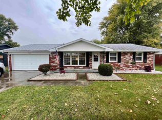 2804 E Royerton Rd, Muncie, IN 47303