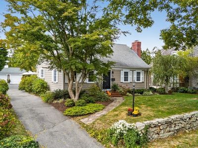 40 School St, Dartmouth, MA, 02748