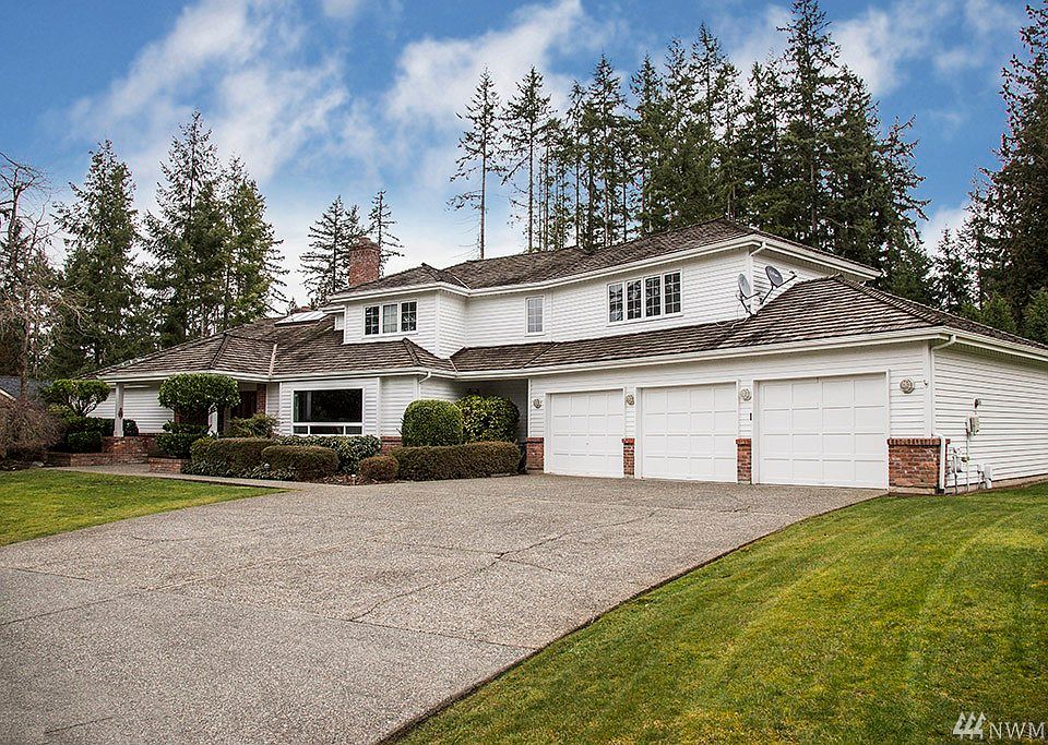 1st image of 7213 240th St SE