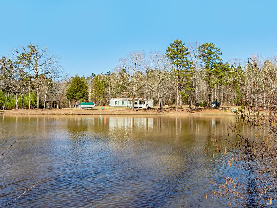 1st image of 383 Fairway Dr