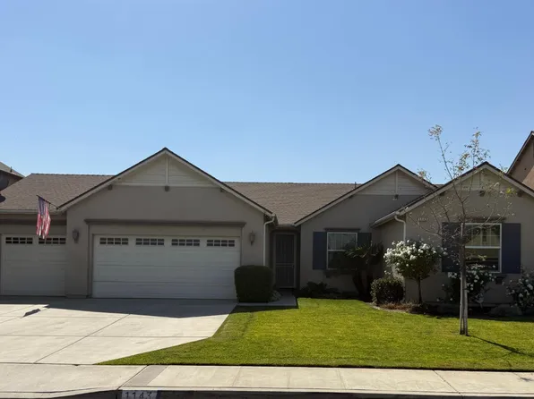 1143 W Muir Way, Hanford, CA 93230