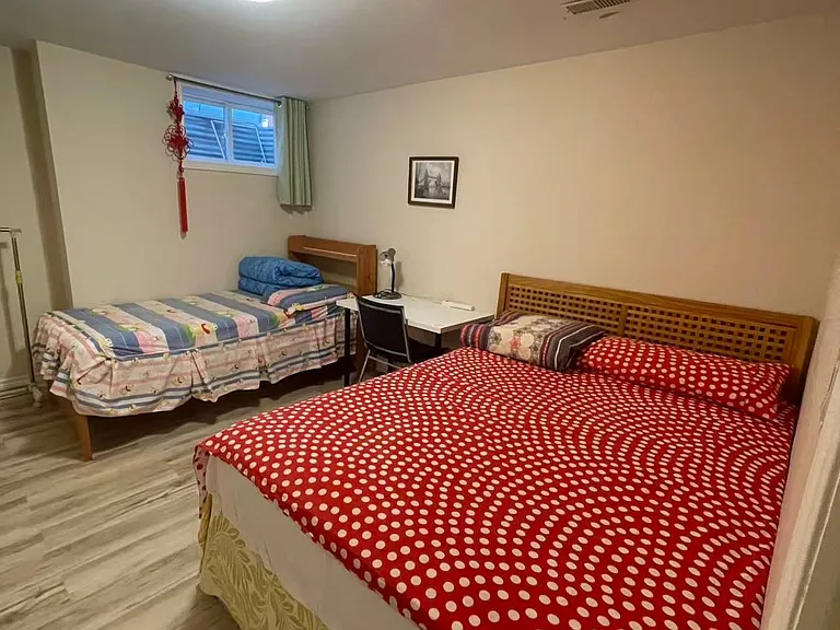1 Yukon Dr #BASEMENT — Photo 8