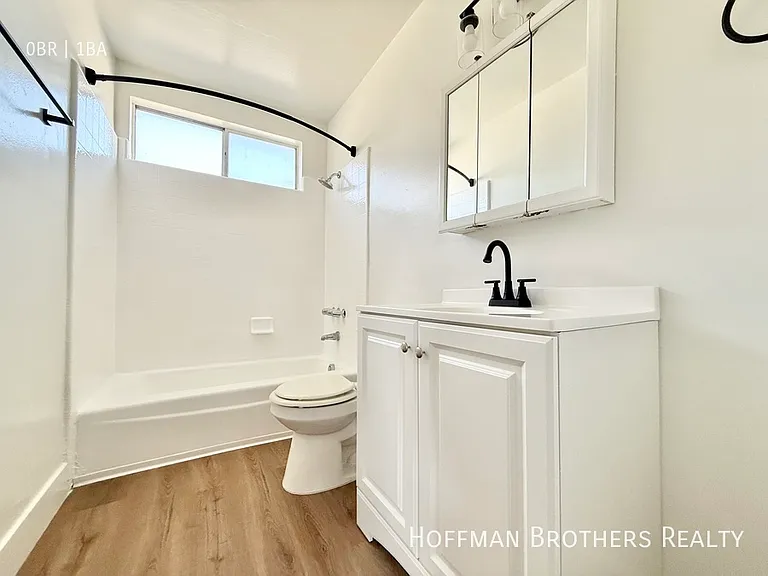 4533 Pickford St #14 — Photo 4