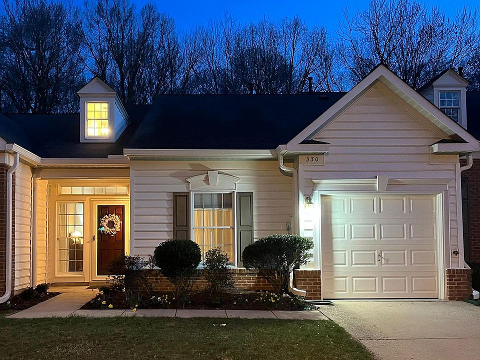 1st image of 330 Colony Point Pl