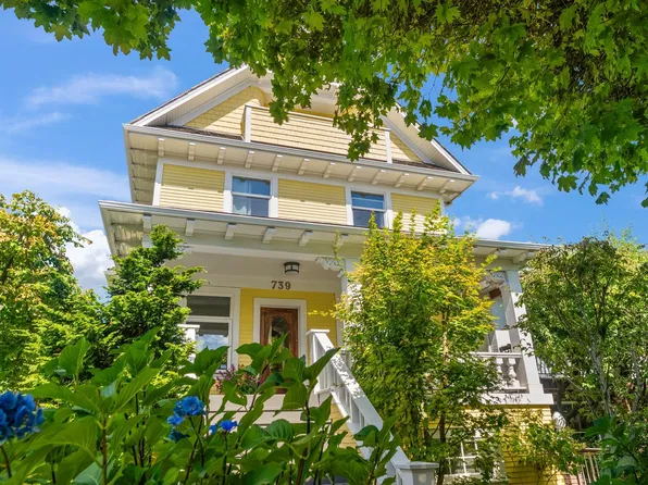 739 E 24th Ave, Vancouver, BC V5V 2A6