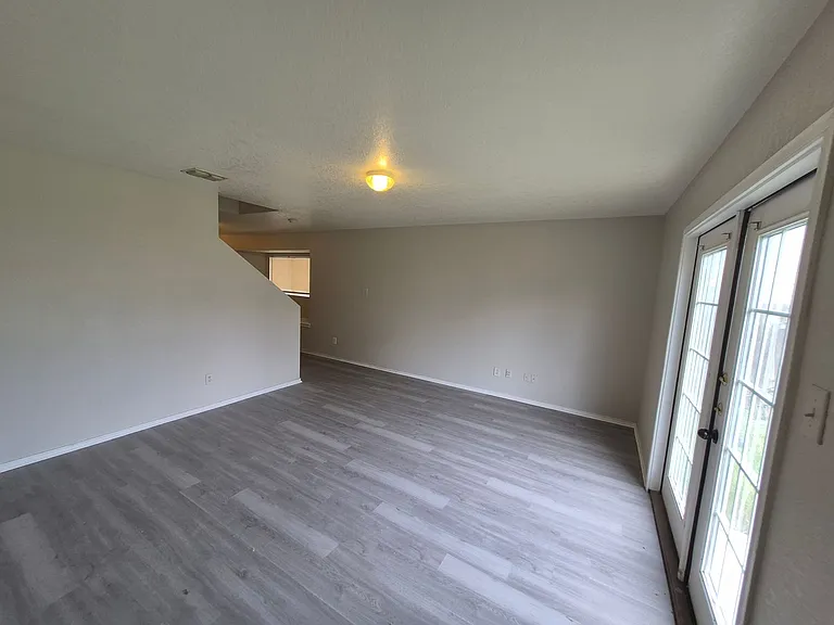 4526 Safe Hbr — Photo 7