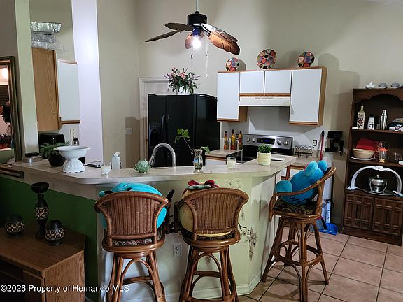 3rd image of 10388 Claymore St