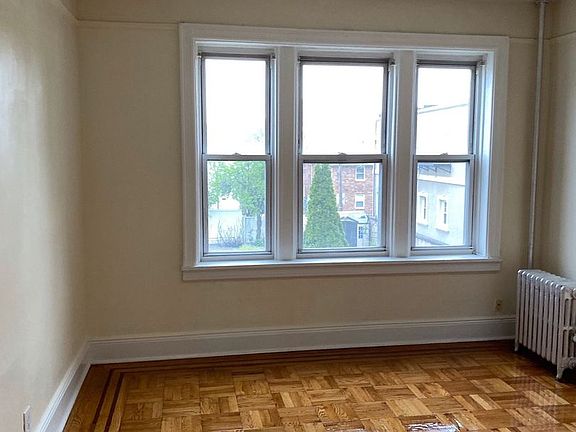 3rd image of 85-87 W 32nd St APT B3