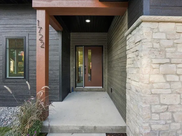 1722 Sawtooth Ln, Madison, WI 53719