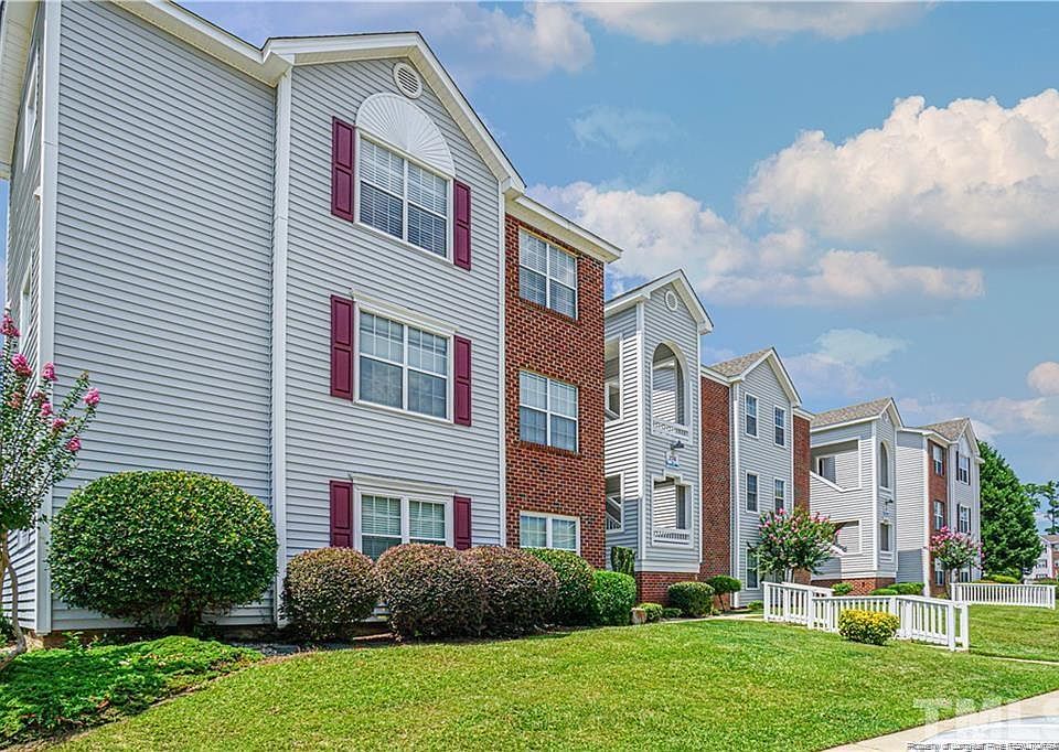1st image of 274 Waterdown Drive