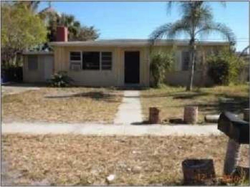 1st image of 2312 Fairway Dr