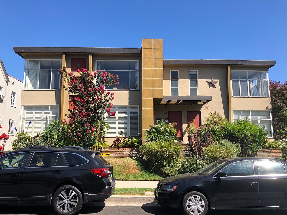 848 1/2 Alandele Ave- Located in the heart of Miracle Mile!
