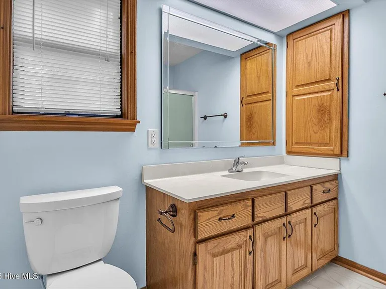 7071 Old Oak Rd NW — Photo 60
