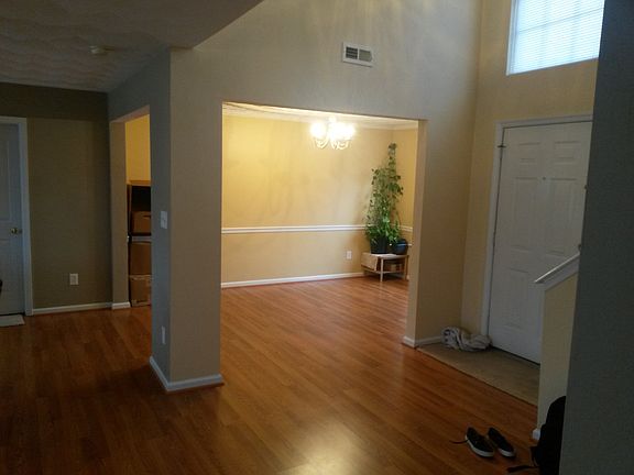 4th image of 496 Trumble Ln
