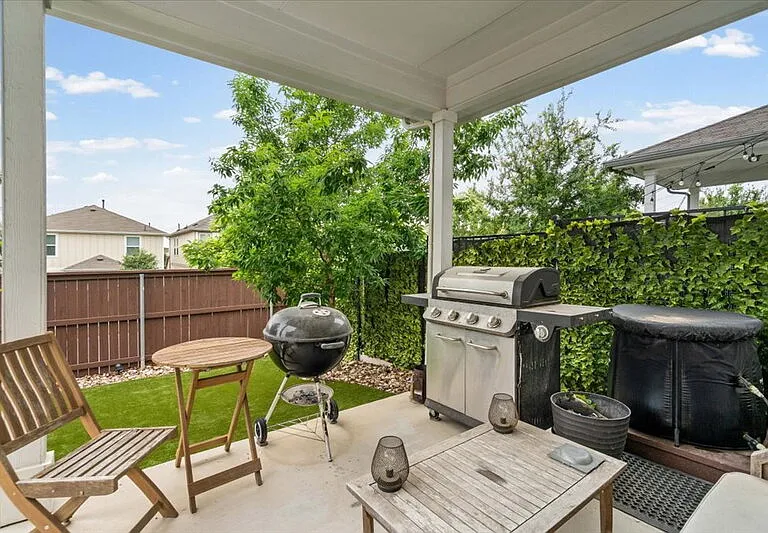 1205 Devon Stetson Pl — Photo 14