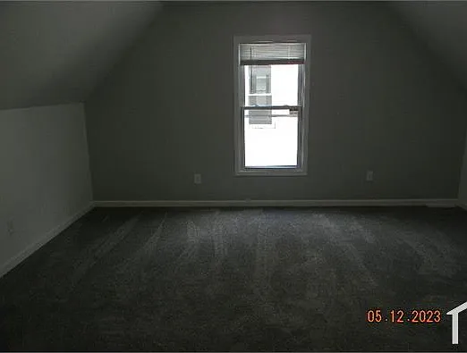 238 Frank Ave — Photo 7