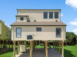 4206 Nueces Dr, Galveston, TX 77554