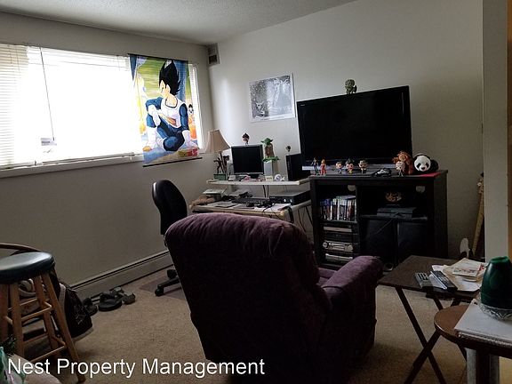 5th image of 2035 9th St APT 4